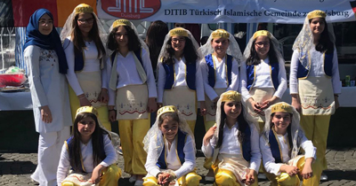 Semt festivalinde Türk kültürünü tanıttılar