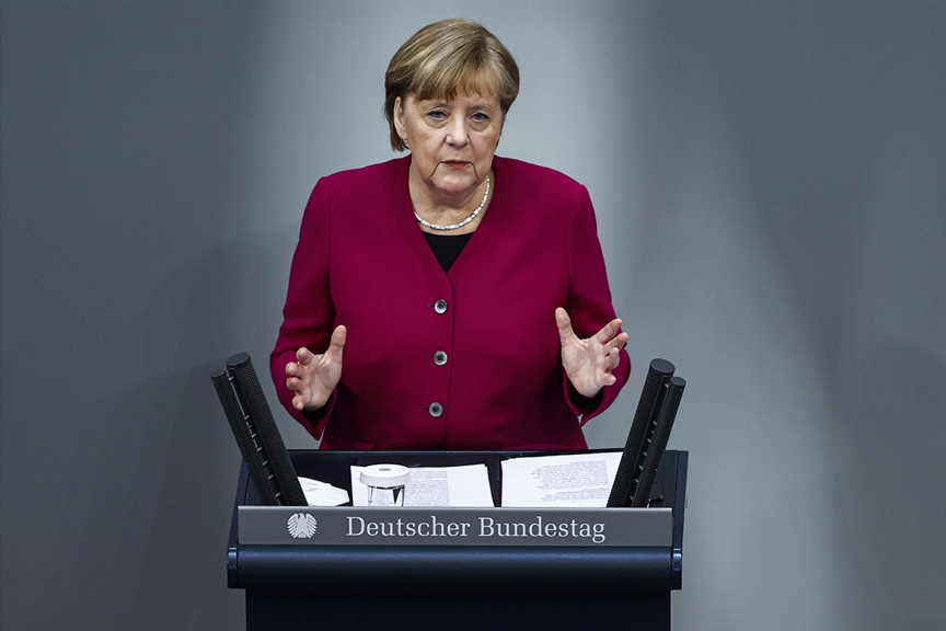 Merkel ve Putin telefonda görüştü Merkel ve Putin telefonda görüştü