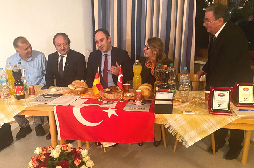 Ahmetlerliler Münih’te buluştu Ahmetlerliler Münih’te buluştu
