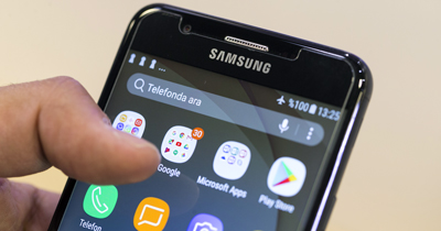Android telefonlar kullanıcıları takip ediyor Android telefonlar kullanıcıları takip ediyor