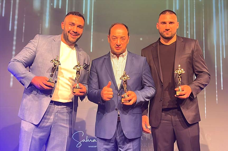 Ali Eren Demirezen Almanya’da yılın en iyi boksörü seçildi