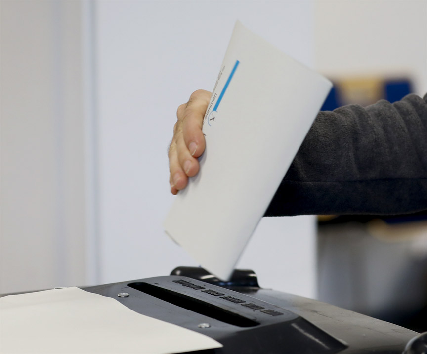 NRW Eyalet seçimlerinin galibi CDU oldu NRW Eyalet seçimlerinin galibi CDU oldu