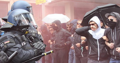 Alman iş dünyası ırkçı gösterilerden rahatsız Alman iş dünyası ırkçı gösterilerden rahatsız