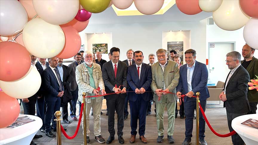 Köln’de Lale Festivali başladı Köln’de Lale Festivali başladı