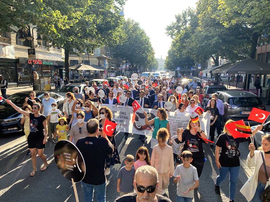Göçün 60'ıncı yılı anısına kutlamalar Göçün 60'ıncı yılı anısına kutlamalar