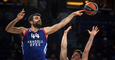 Anadolu Efes Alba Berlin’i Almanya’da yendi Anadolu Efes Alba Berlin’i Almanya’da yendi