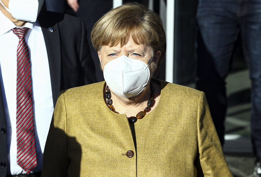 Başbakan Merkel koronavirüs konusunda uyardı