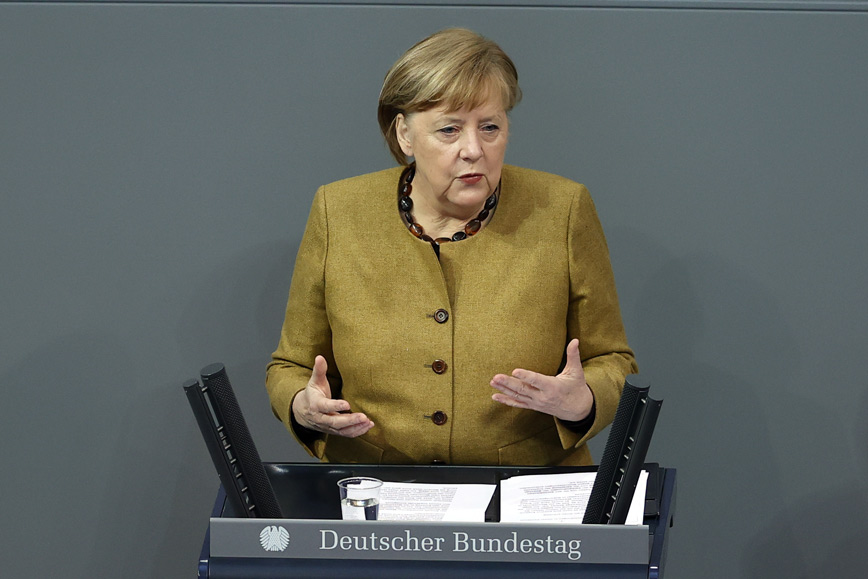 Başbakan Merkel dijitalleşme konusunda umut verdi Başbakan Merkel dijitalleşme konusunda umut verdi
