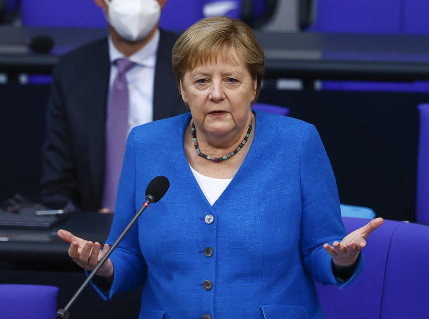 Merkel yeni hükümet kuruluncaya kadar görevde kalacak