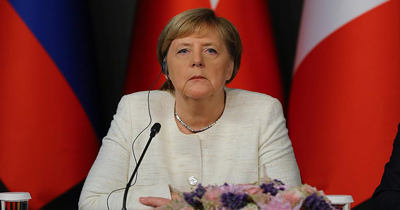Merkel Irak'ta bağımsız Kürt devletine karşı Merkel Irak'ta bağımsız Kürt devletine karşı