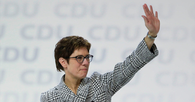 Bakan Kramp-Karrenbauer karantinaya girdi