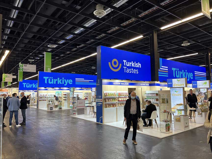 Köln ANUGA Gıda Fuarı’na salgına rağmen yoğun katılım Köln ANUGA Gıda Fuarı’na salgına rağmen yoğun katılım