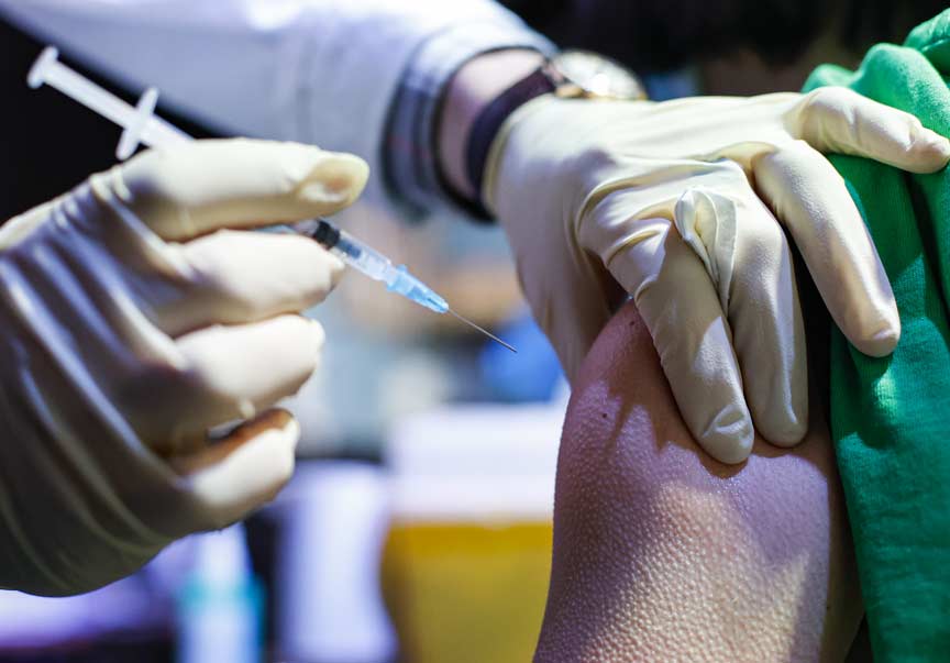 Almanya’da aşı hedeflerinin tutturulamayacağı açıklandı