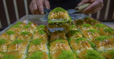 Bayramda nasıl beslenmeli? Bayramda nasıl beslenmeli?