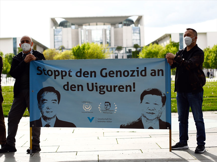 Başbakanlık binası önünde Çin'in Uygurlara baskısı protesto edildi