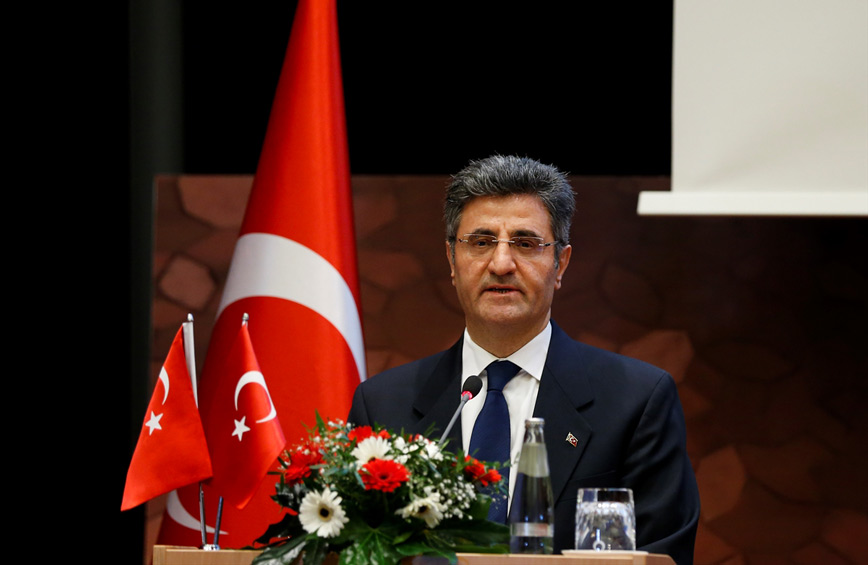 Telaş yapmasına gerek yok Telaş yapmasına gerek yok
