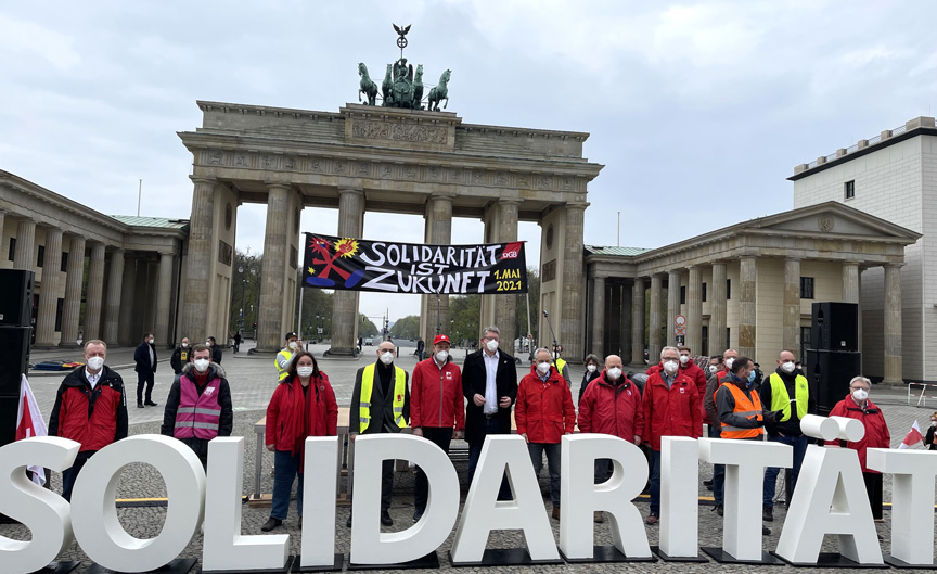 Berlin’de 1 Mayıs kutlamaları Berlin’de 1 Mayıs kutlamaları