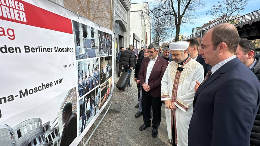 Berlin'de İslamofobi’ye dikkat çekmek için sergi açıldı Berlin'de İslamofobi’ye dikkat çekmek için sergi açıldı