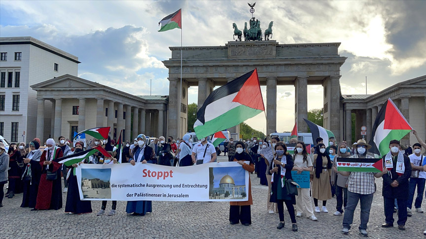 Berlin’de İsrail'in Filistinlilere saldırıları protesto edildi