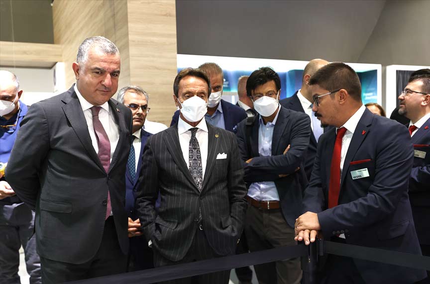 İş insanlarının vize konusundaki sorunları çözülmeli İş insanlarının vize konusundaki sorunları çözülmeli