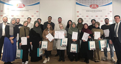 22 rehber sertifikalarını aldı 22 rehber sertifikalarını aldı