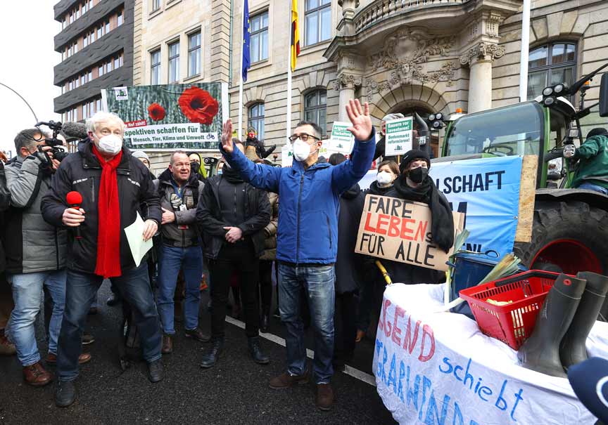 Çiftçilerden Berlin’de tarım politikası reformu eylemi