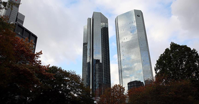 Deutsche Bank'ın hisselerinde rekor düşüş Deutsche Bank'ın hisselerinde rekor düşüş