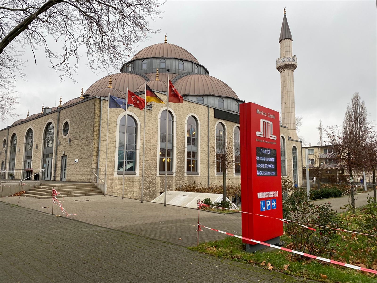 Duisburg’da DİTİB Merkez Camisi’ne tehdit mektubu gönderildi