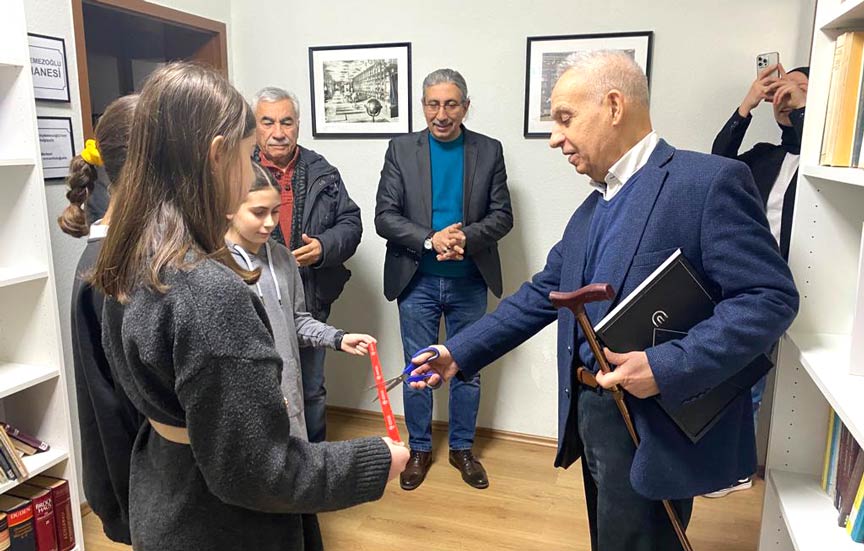 Duisburg’da Dr. Ali Söylemezoğlu kütüphanesi açıldı Duisburg’da Dr. Ali Söylemezoğlu kütüphanesi açıldı