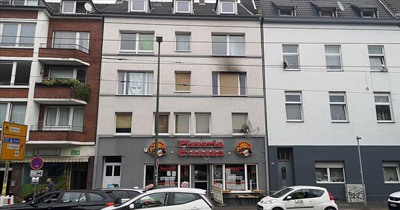 Düsseldorf’ta göçmenlerin yaşadığı binada yangın Düsseldorf’ta göçmenlerin yaşadığı binada yangın