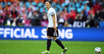 Mesut Özil’in ayrılma şekli üzücü Mesut Özil’in ayrılma şekli üzücü