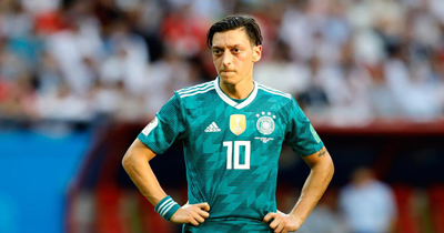 Elenmenin faturası Mesut‘a çıkarılmaya çalışılıyor Elenmenin faturası Mesut‘a çıkarılmaya çalışılıyor