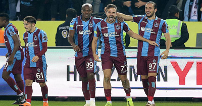 Trabzonspor Fenerbahçe'yi deplasmanda yendi Trabzonspor Fenerbahçe'yi deplasmanda yendi
