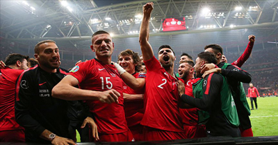 Türkiye grup liderliği için sahaya çıkıyor Türkiye grup liderliği için sahaya çıkıyor