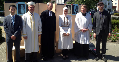 Papaz ve imamdan barış duası Papaz ve imamdan barış duası