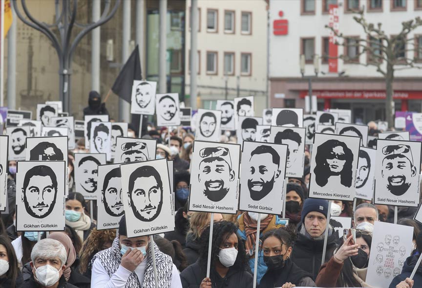 Hanau’da ırkçılık ve teröre karşı yürüyüş ve miting düzenlendi