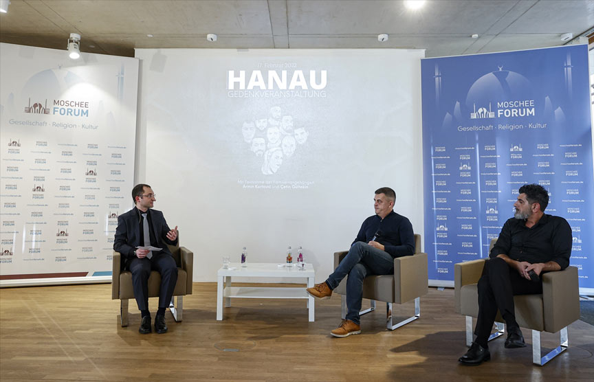 Hanau ırkçı terör saldırısı kurbanlarına Köln'de anma etkinliği Hanau ırkçı terör saldırısı kurbanlarına Köln'de anma etkinliği