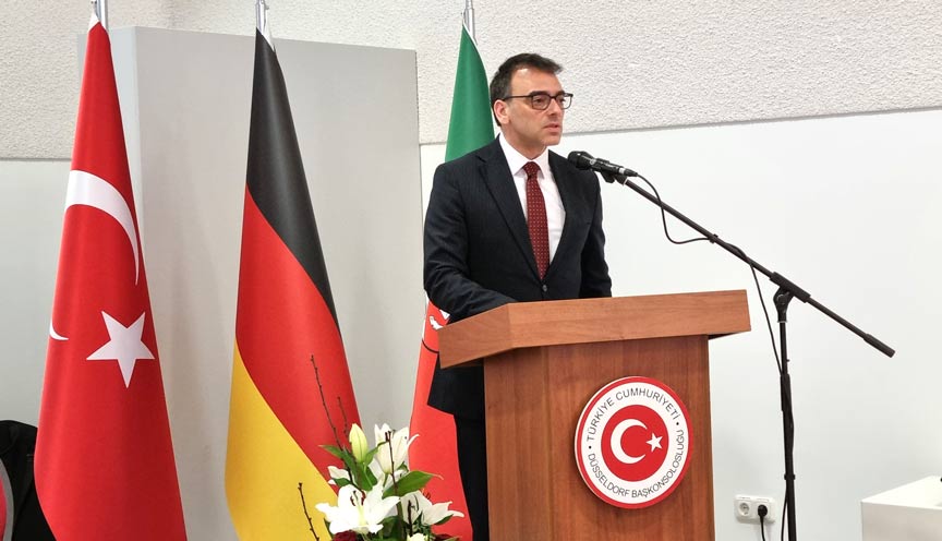 Düsseldorf’ta Çanakkale Zaferi anma etkinliği yapıldı