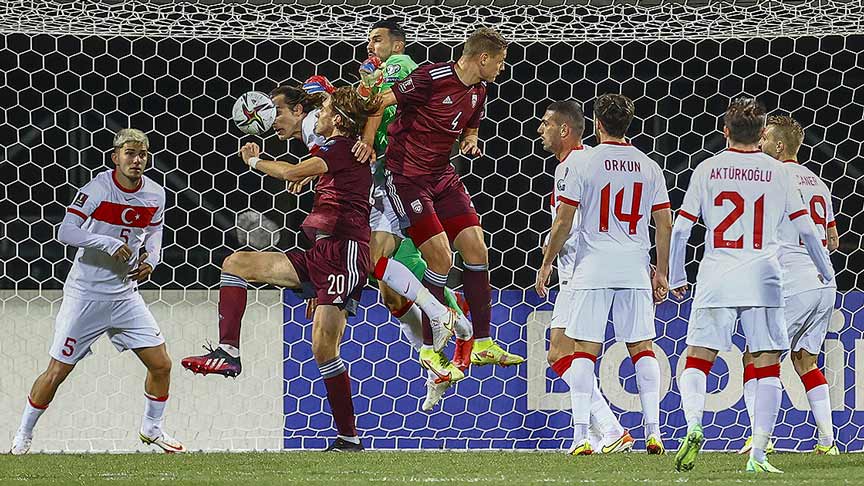 Türkiye Letonya’yı deplasmanda son dakikada yendi