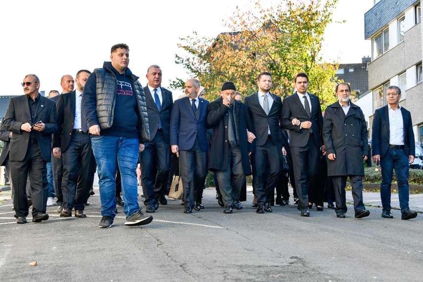 Mevlüde ana acılarını kalbine gömerek gitti