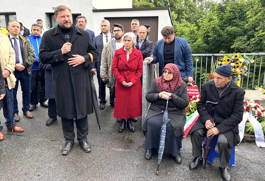 Solingen katliamında yitirilen canlar için anma etkinliği