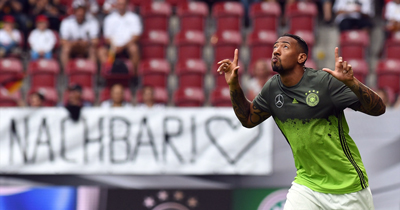 Mesut Özil'e Boateng‘den destek