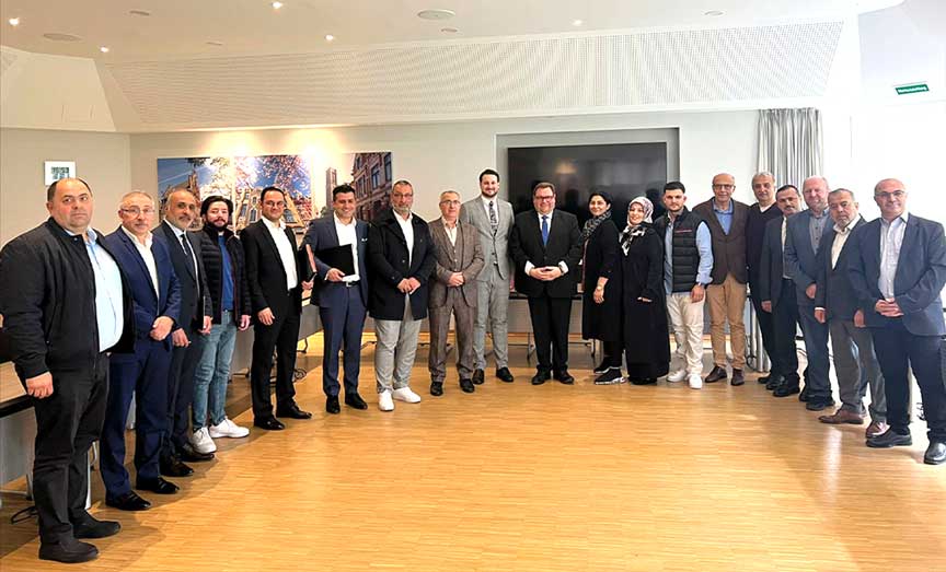 Krefeld‘de her cuma hoparlörden ezan okunabilecek