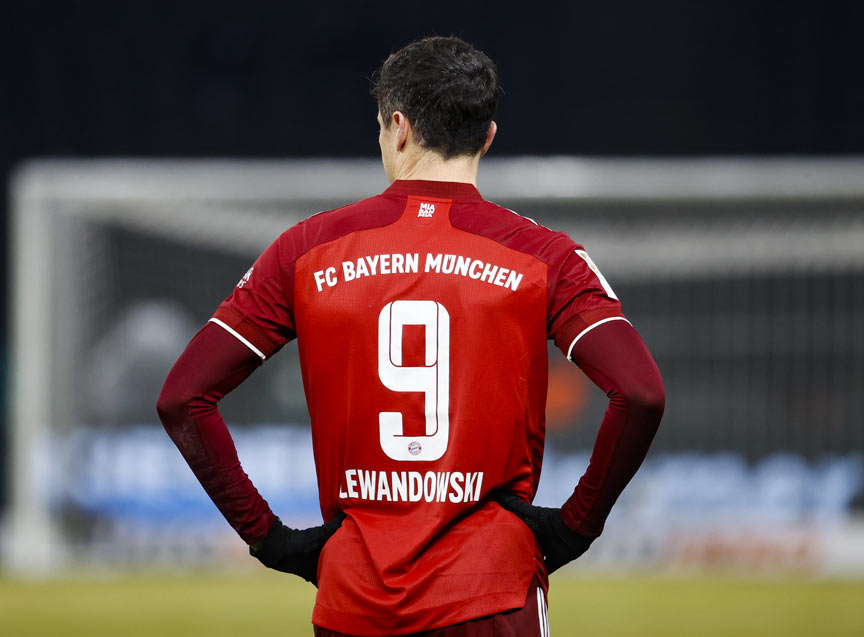 Lewandowski Barcelona’ya transfer oldu