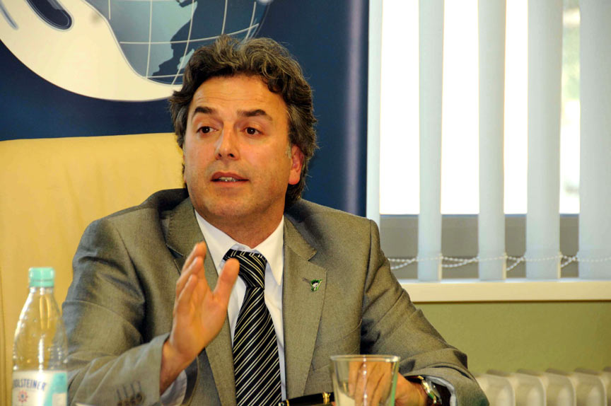 Uyum Raporu’na tepki