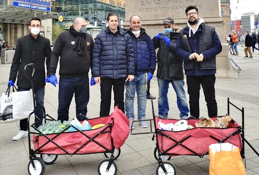 Merhaba & Mahlzeit savaştan kaçanlara yardım ediyor Merhaba & Mahlzeit savaştan kaçanlara yardım ediyor