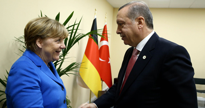 Erdoğan ile Merkel telefonda görüştü