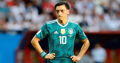DFB Mesut Özil'in arkasında durmadı