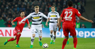 Mönchengladbach Düsseldorf’u 2-1 yendi Mönchengladbach Düsseldorf’u 2-1 yendi