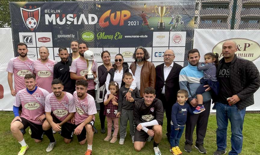MÜSİAD Berlin’den afetzedeler için futbol turnuvası MÜSİAD Berlin’den afetzedeler için futbol turnuvası